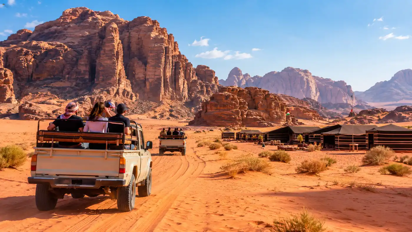 Tour em Jeep pelo Deserto de Wadi Rum e Pacotes de Acampamento Beduíno